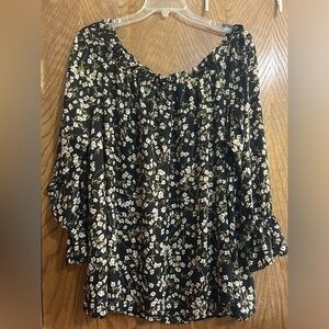 Belle Sky 2X black floral off shoulder top